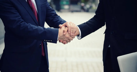 The 5 Thanksgiving Traditions We All Should Observe